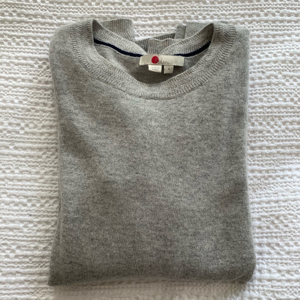 Boden crewneck cashmere sweater, size M in grey